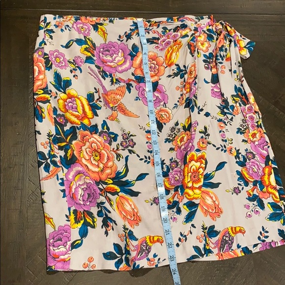 Loft Floral Draped Front Pencil Skirt - Picture 10 of 10